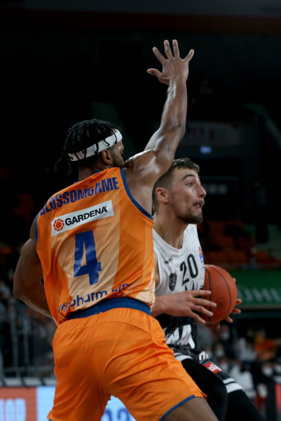 他全场豪取 他全场豪取