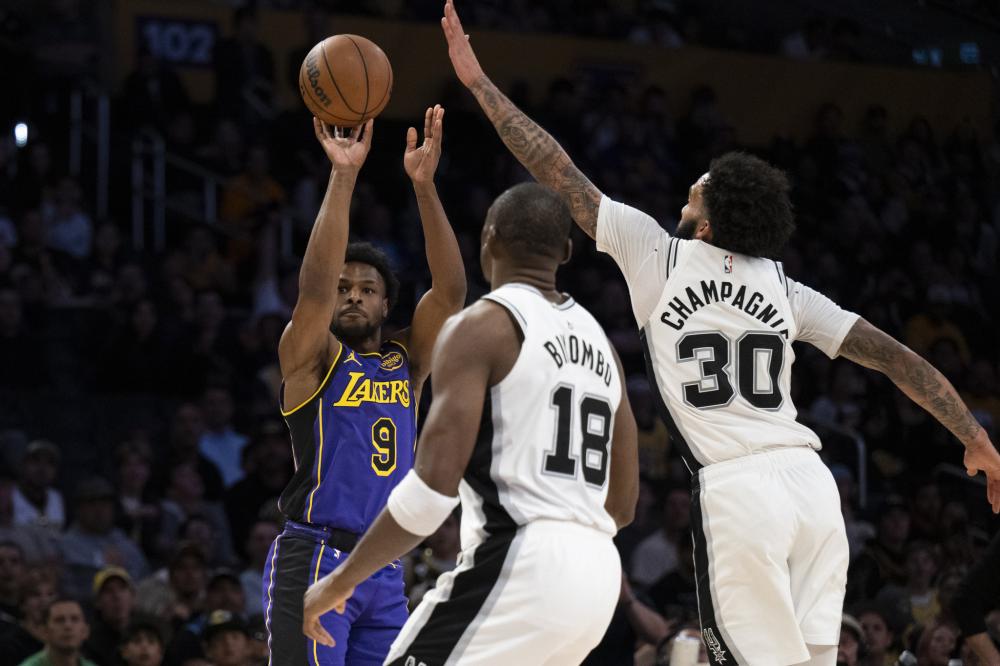 他不仅仅是 他不仅仅是